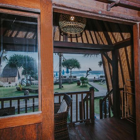 Dream Beach Huts Нуса-Лембонган Экстерьер фото
