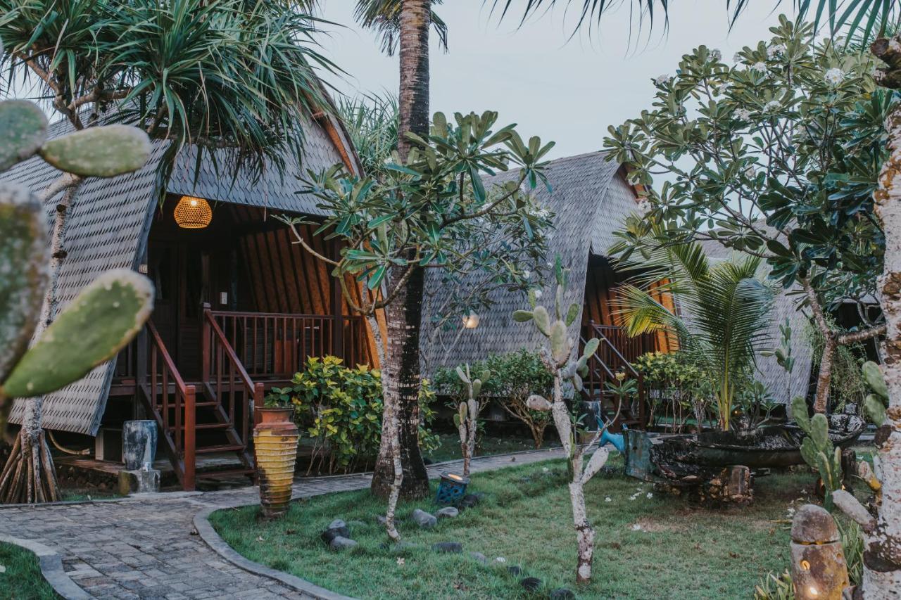 Dream Beach Huts Нуса-Лембонган Экстерьер фото