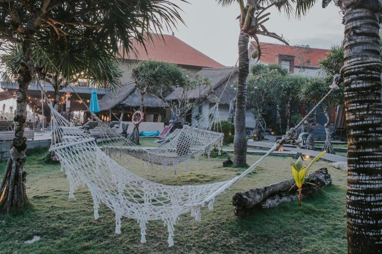 Dream Beach Huts Нуса-Лембонган Экстерьер фото