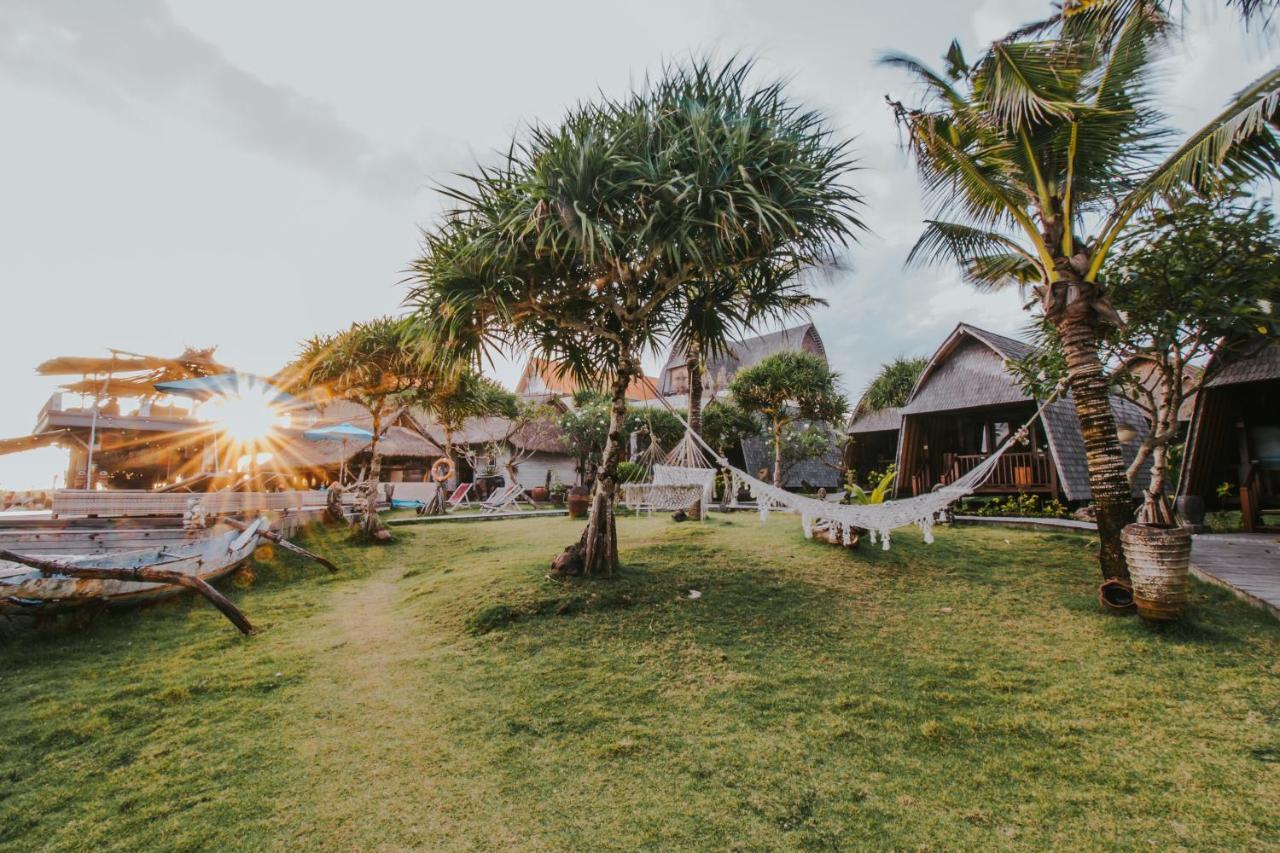 Dream Beach Huts Нуса-Лембонган Экстерьер фото